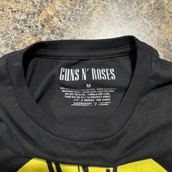 Guns N Roses Womens Top Graphic Band Tee Short Sleeve Black Size Medium KQ - Picture 2 of 4